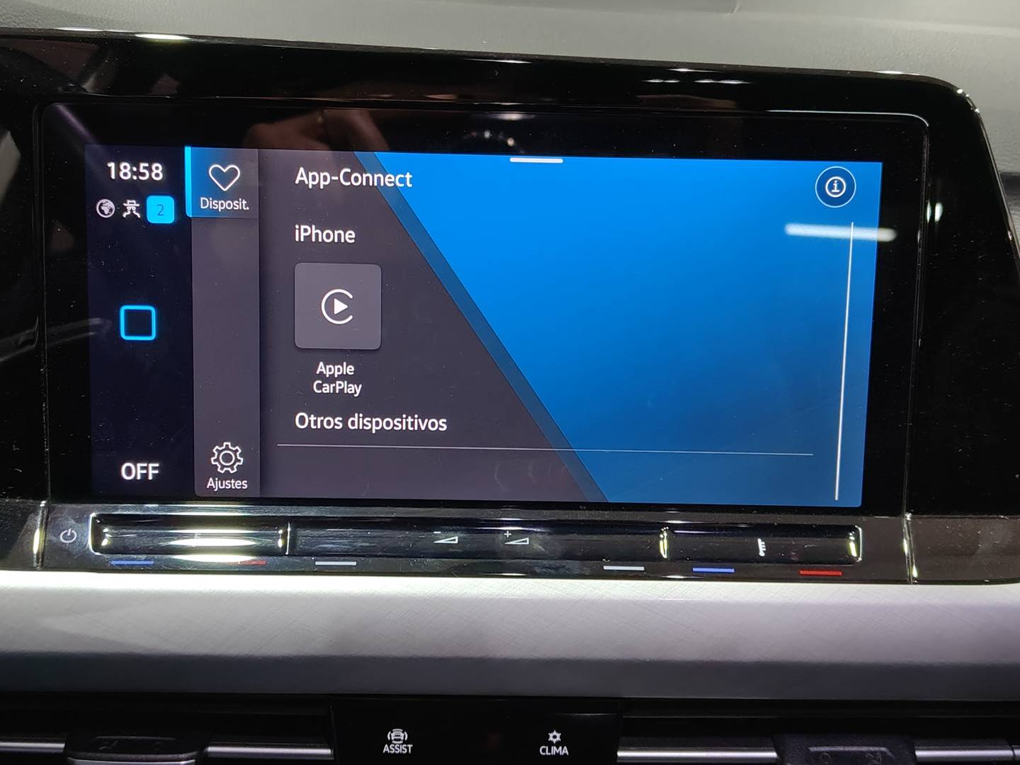 Foto Volkswagen Golf Volkswagen Golf Life 2.0 TDI (115 CV)