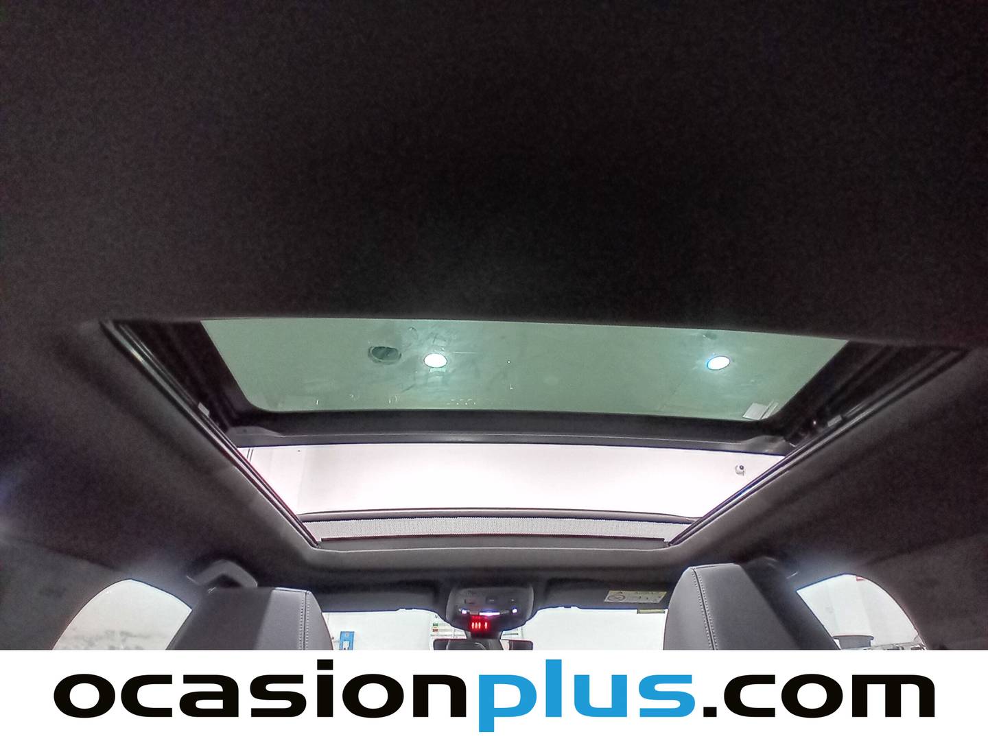 Extras y acabados del Peugeot 2008 Peugeot 2008 PureTech 130 GT Line (130 CV)