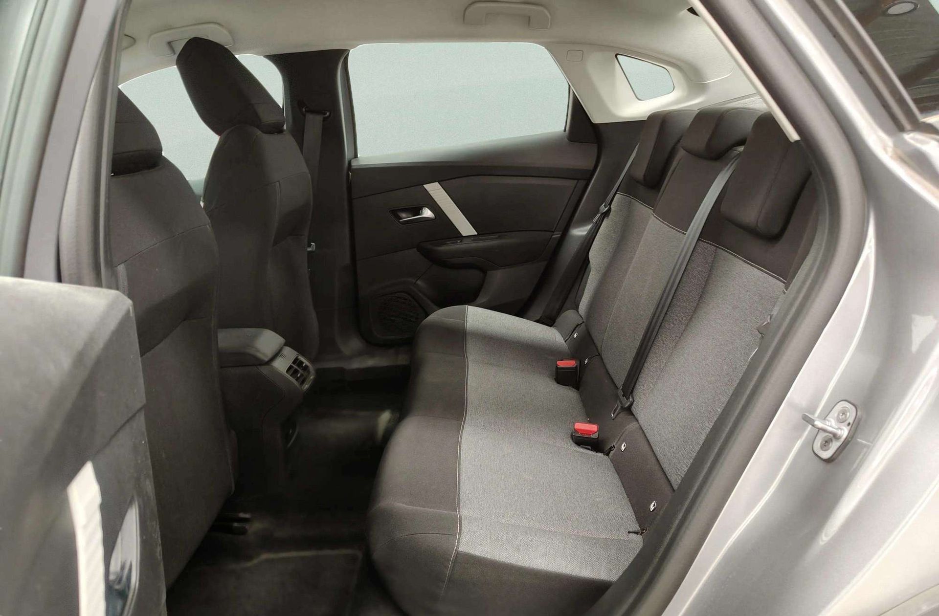 Citroën C4 X PureTech 100 Feel - foto 11