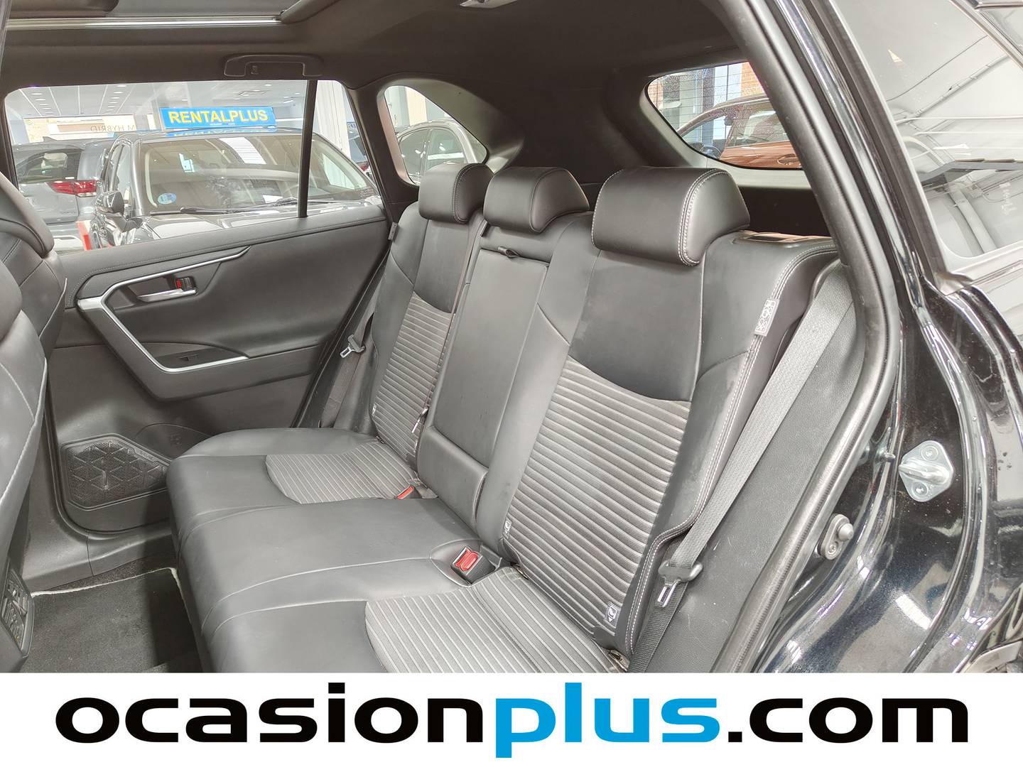 Foto asientos traseros Toyota Rav4 Toyota Rav4 2.5l hybrid Luxury (218 CV)