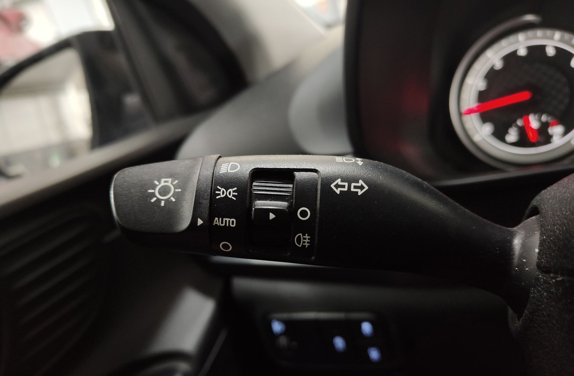 Hyundai Bayon 1.0 T-GDi Maxx - foto 22