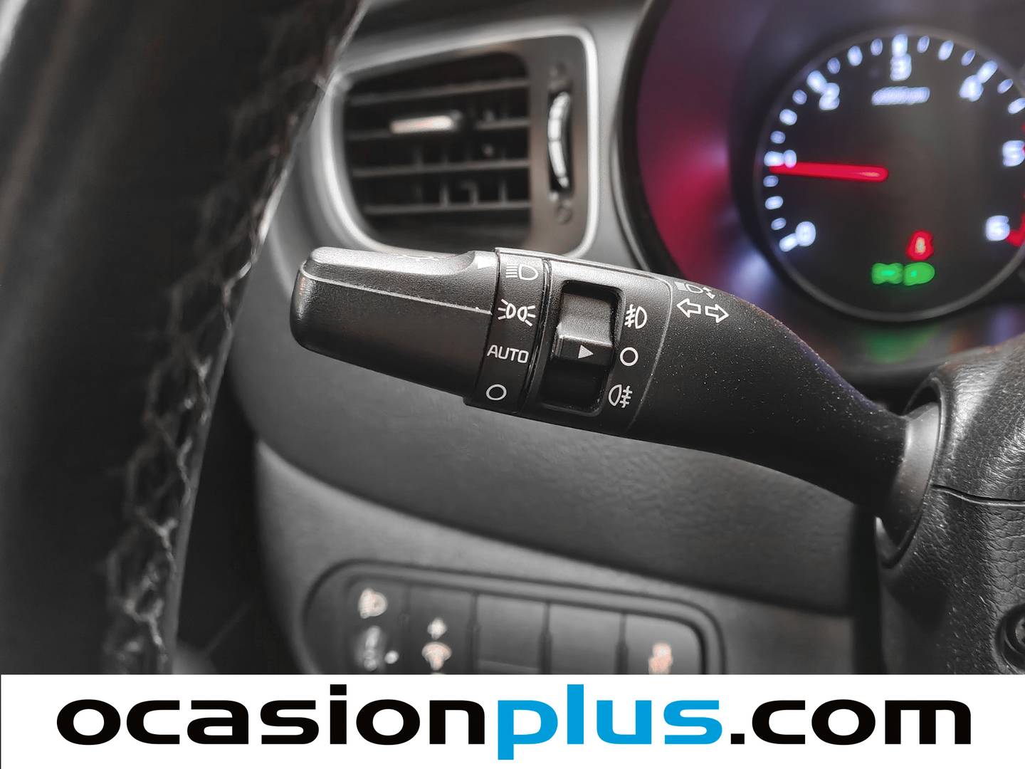 Foto KIA Carens Kia Carens 1.7 CRDi VGT Concept Eco-Dynam (115 CV) 7 Plazas