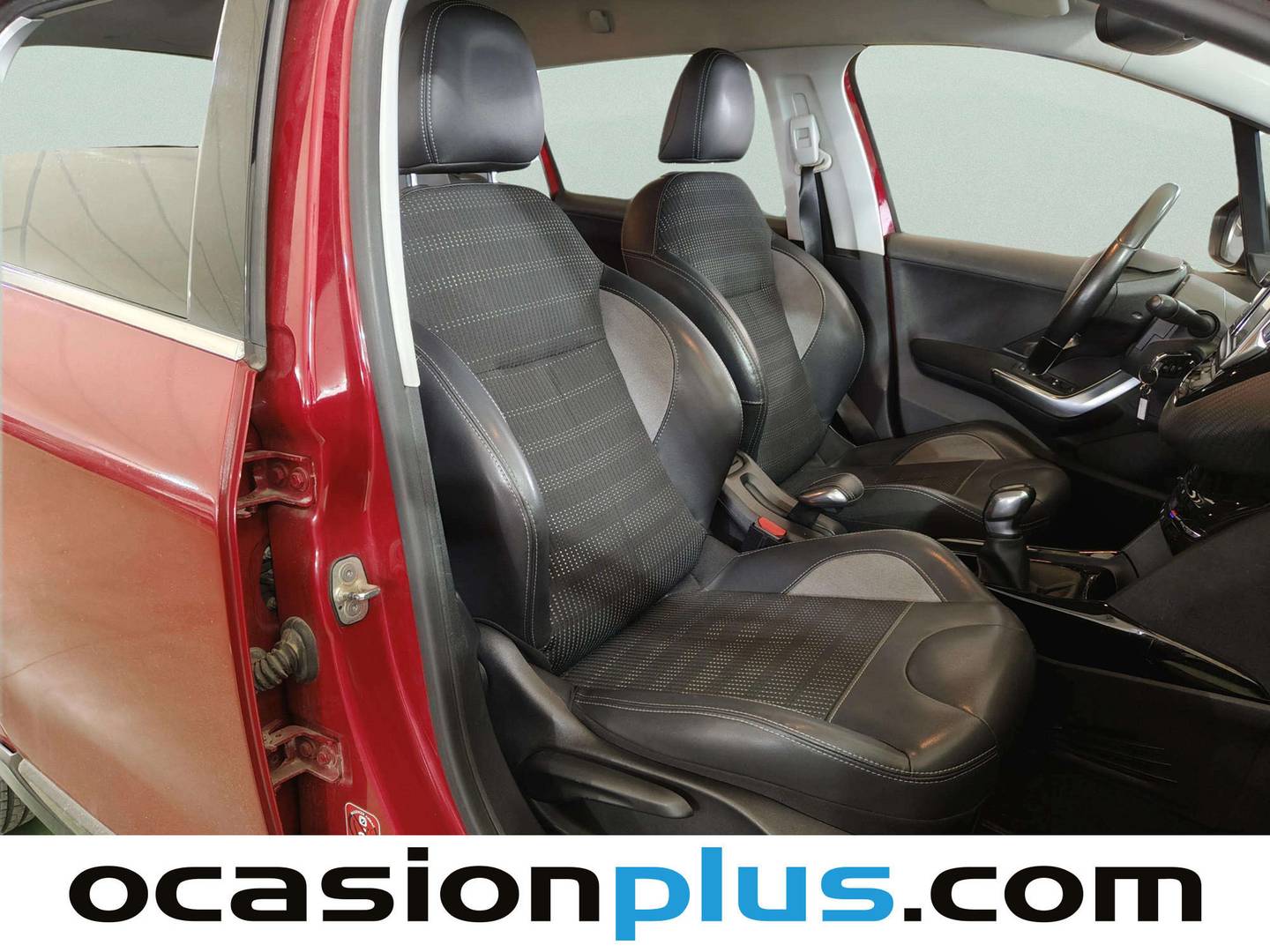 Foto Peugeot 2008 Peugeot 2008 BlueHDi 100 Allure (100 CV)