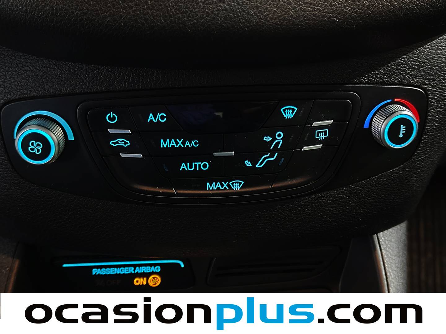 Foto Ford Tourneo Courier Ford Tourneo Courier 1.0 EcoBoost Titanium (100 CV)