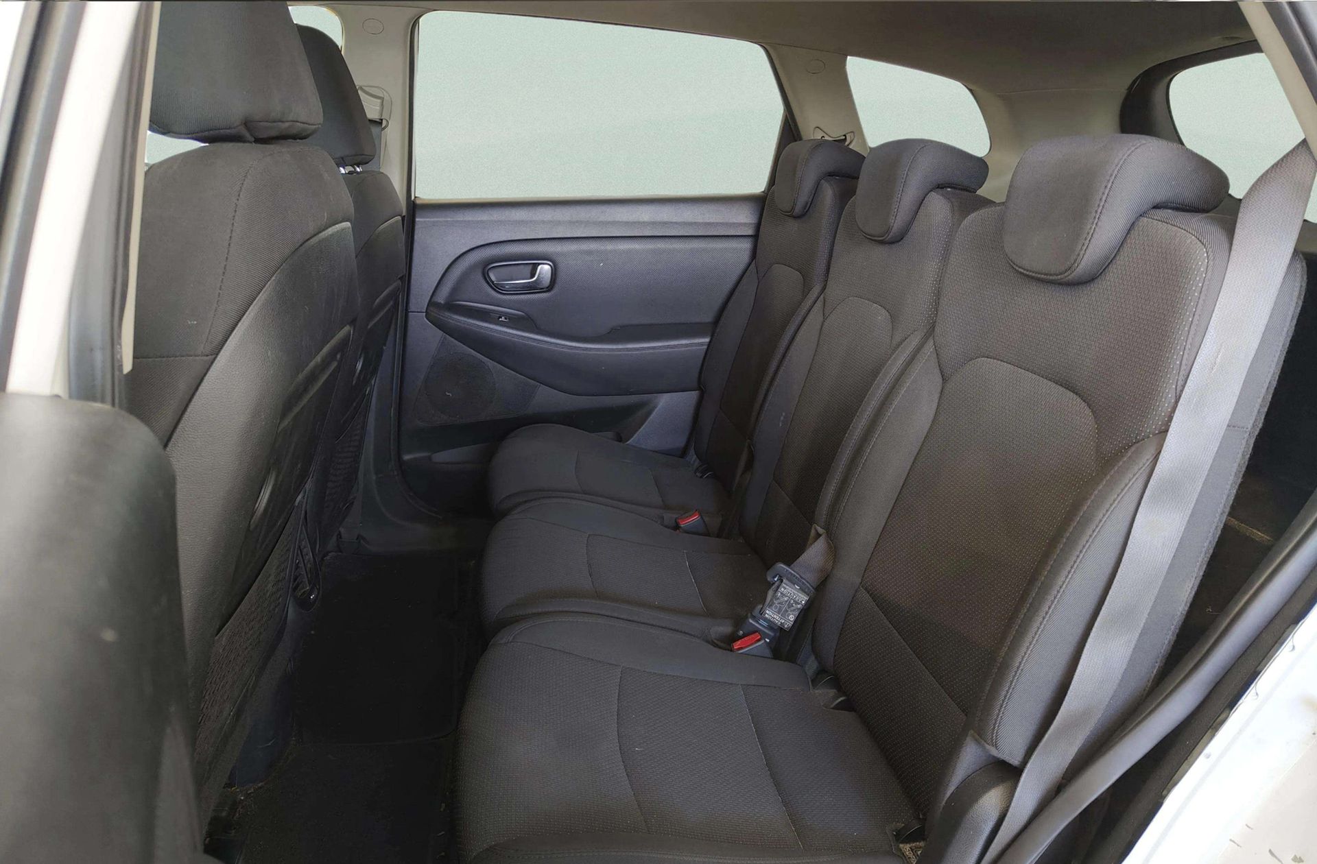 Kia Carens 1.7 CRDi VGT Uefa Euro2016 Eco-Dynamics - foto 10