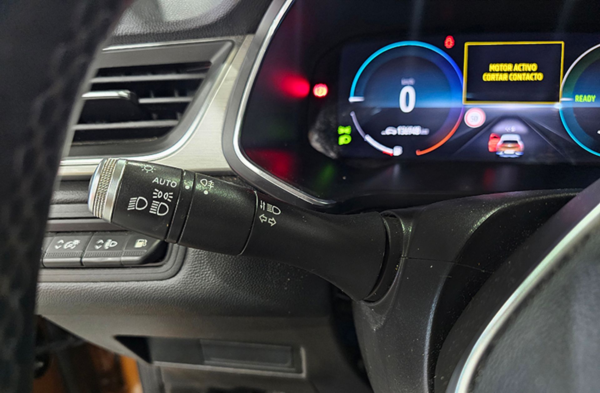 Renault Captur Zen E-Tech Híbrido enchufable - foto 25