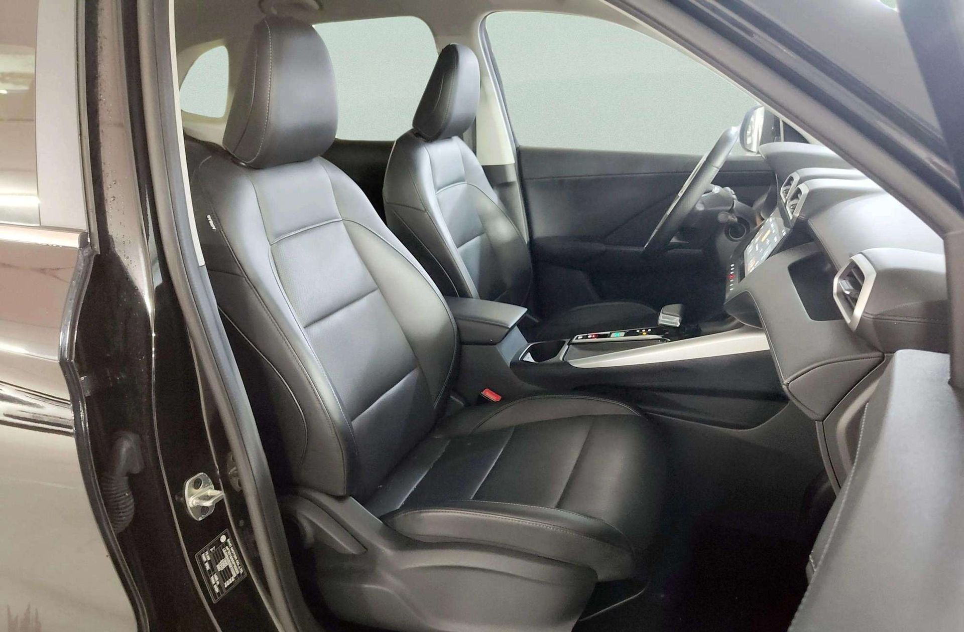 MG ZS 1.5 Hybrid+ Luxury - foto 24