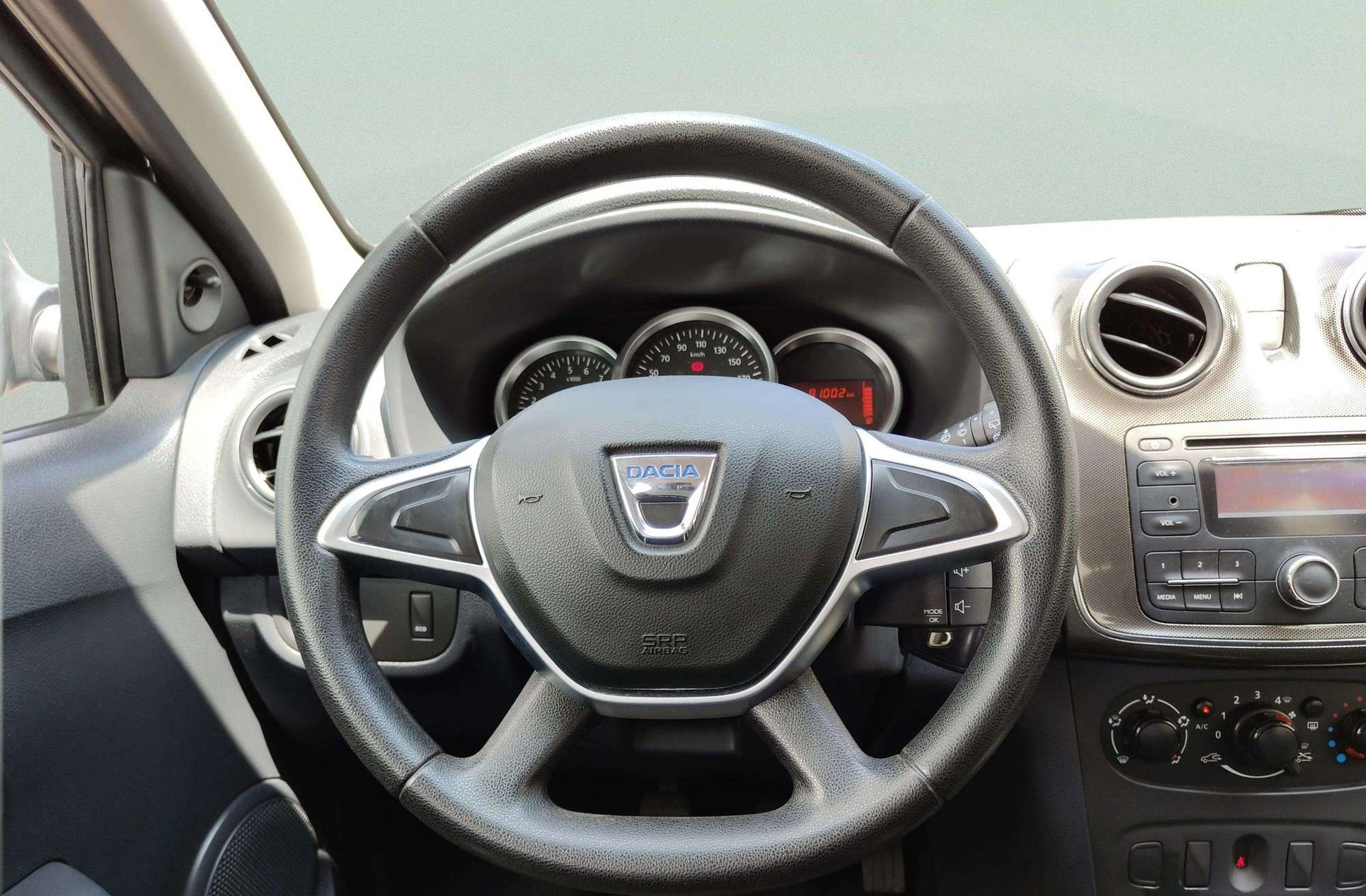 Dacia Sandero dCi 90 Stepway - foto 18
