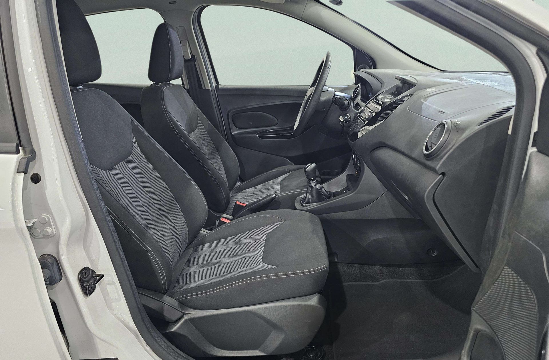 Ford Ka+ 1.2 Ti-VCT Ultimate - foto 15
