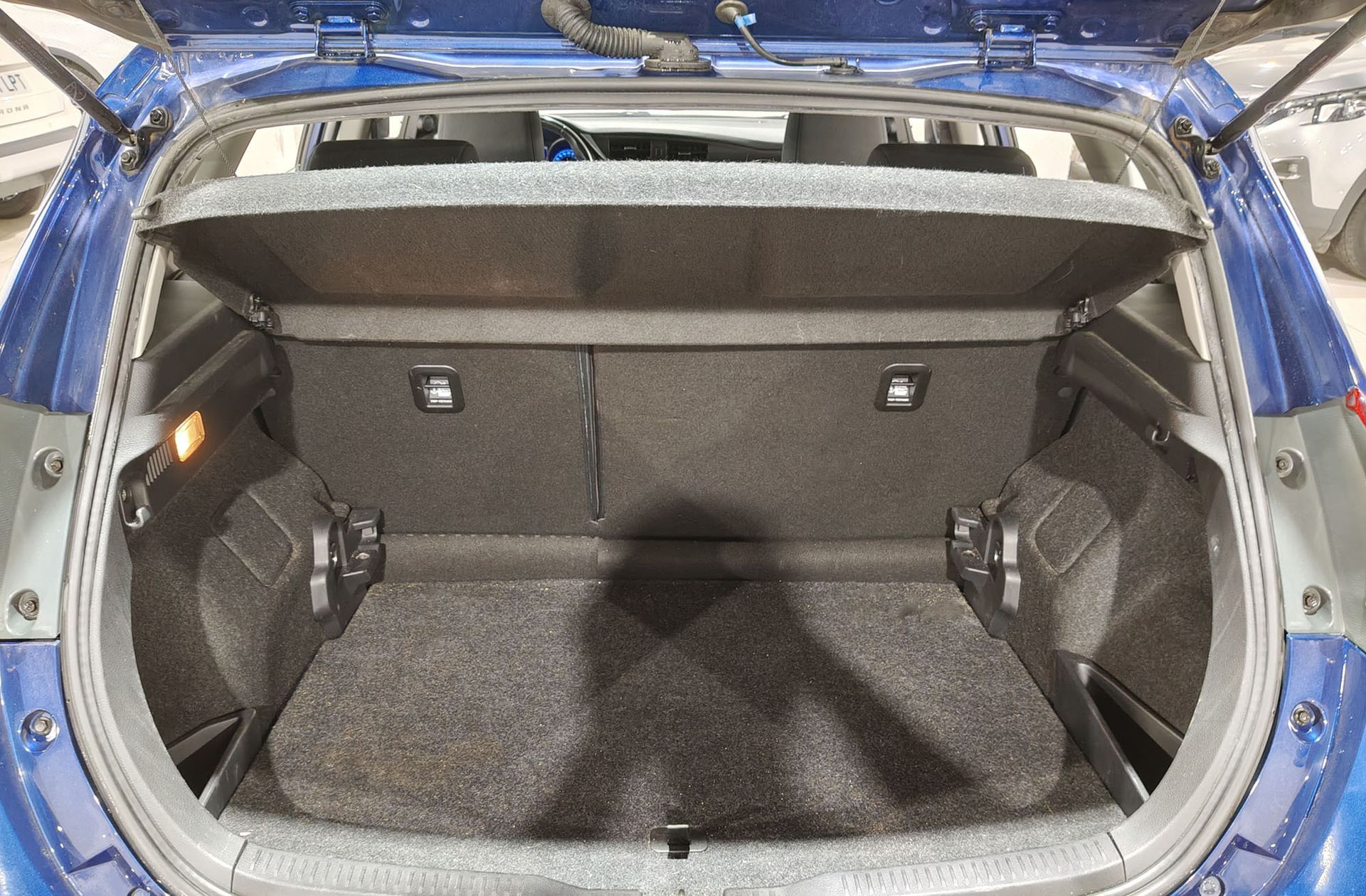 Toyota Auris 120T Active - foto 13