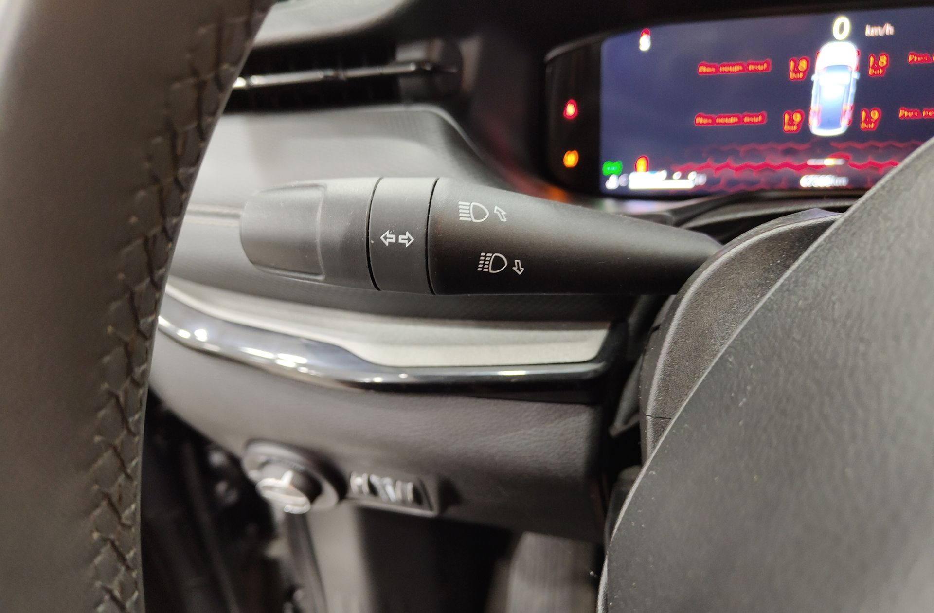 Jeep Compass 1.3 Gse Night Eagle FWD - foto 22