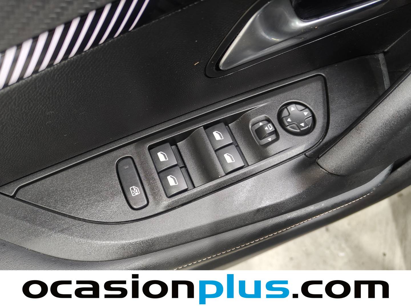 Peugeot 2008 Peugeot 2008 PureTech 100 S&S Allure (100 CV) de segunda mano