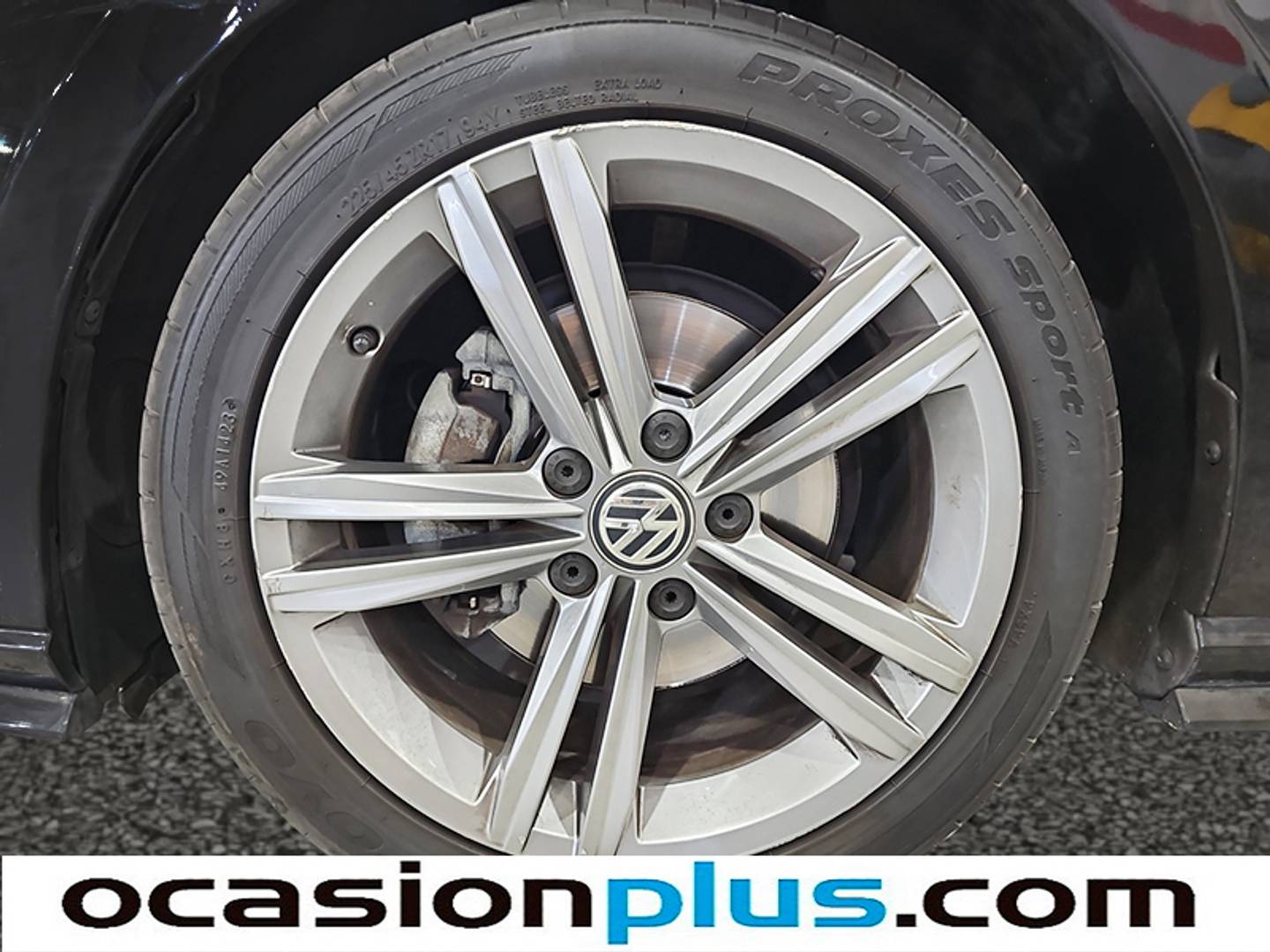 Foto Volkswagen Golf Volkswagen Golf Sport 1.6 TDI (115 CV) DSG PACK R-LINE