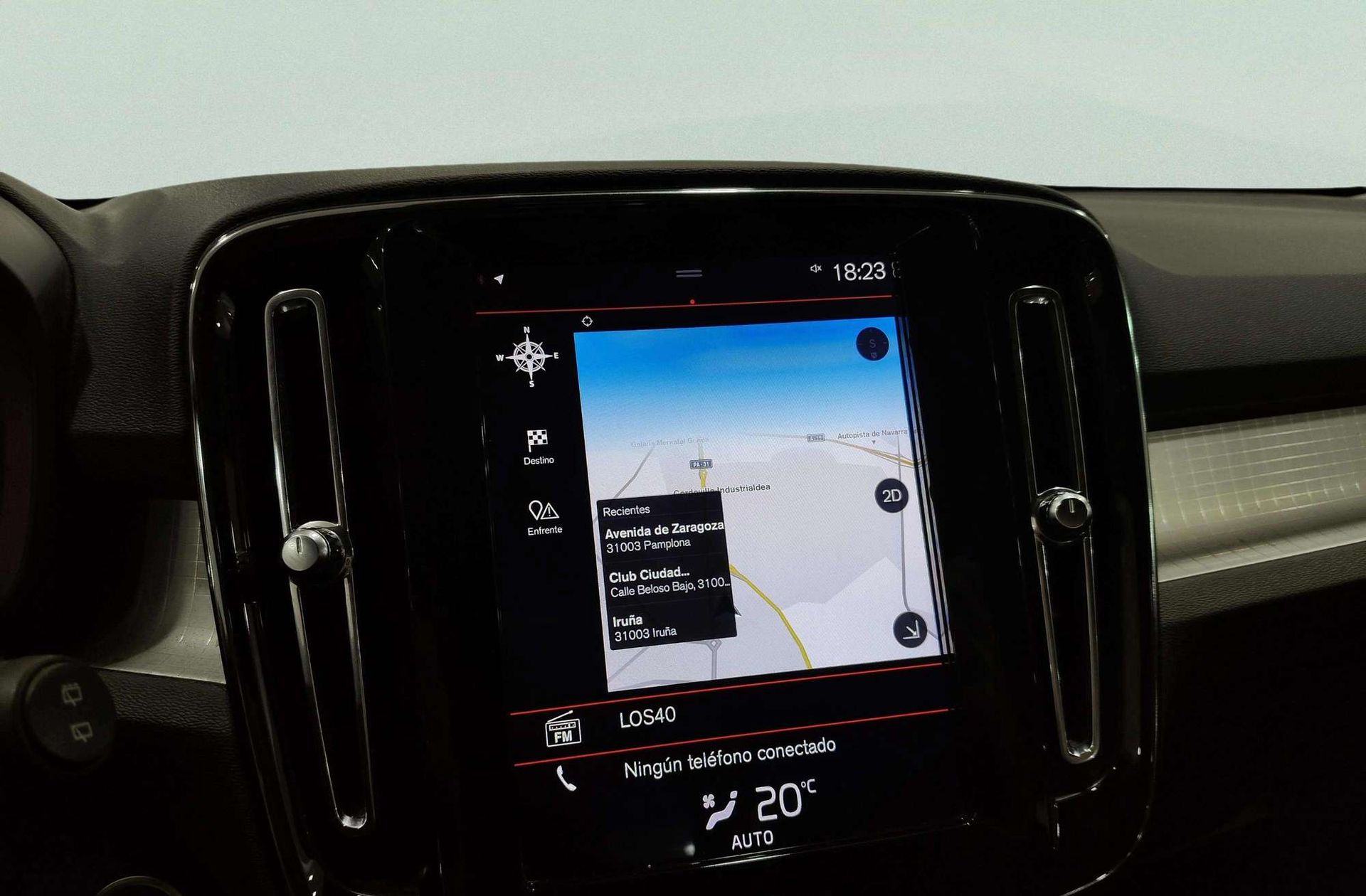 Volvo XC40 T3 Momentum Pro - foto 8