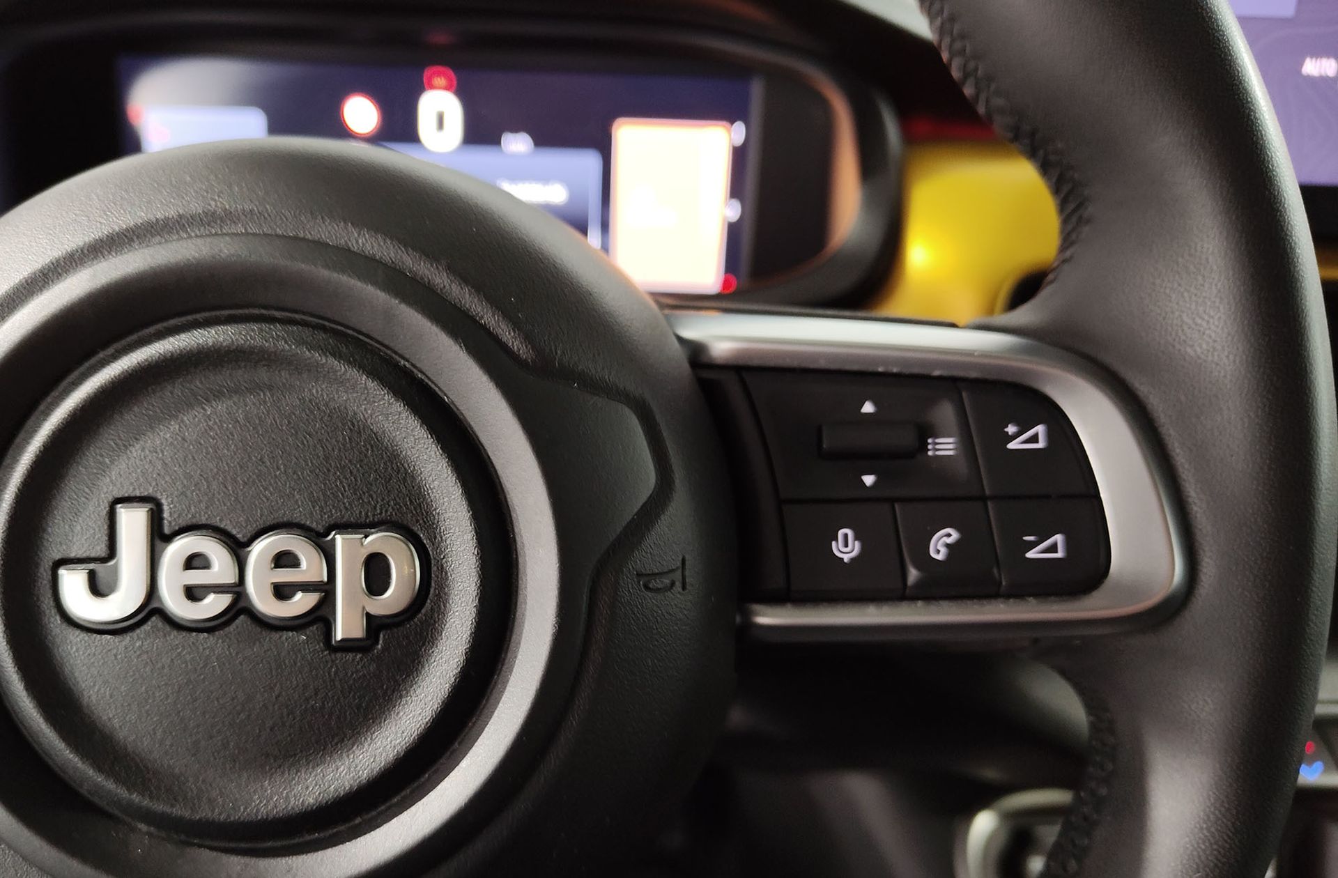 Jeep Avenger 1.2 G Summit - foto 37