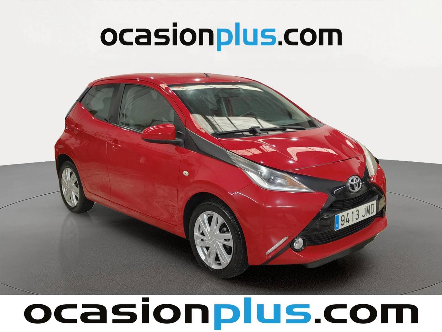 Foto delantera Toyota Aygo Toyota Aygo 1.0 70 x-play (69 CV) derecha