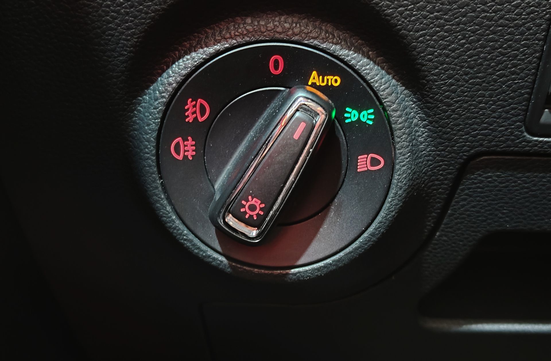 SEAT Arona 1.0 TSI Ecomotive Xcellence - foto 10