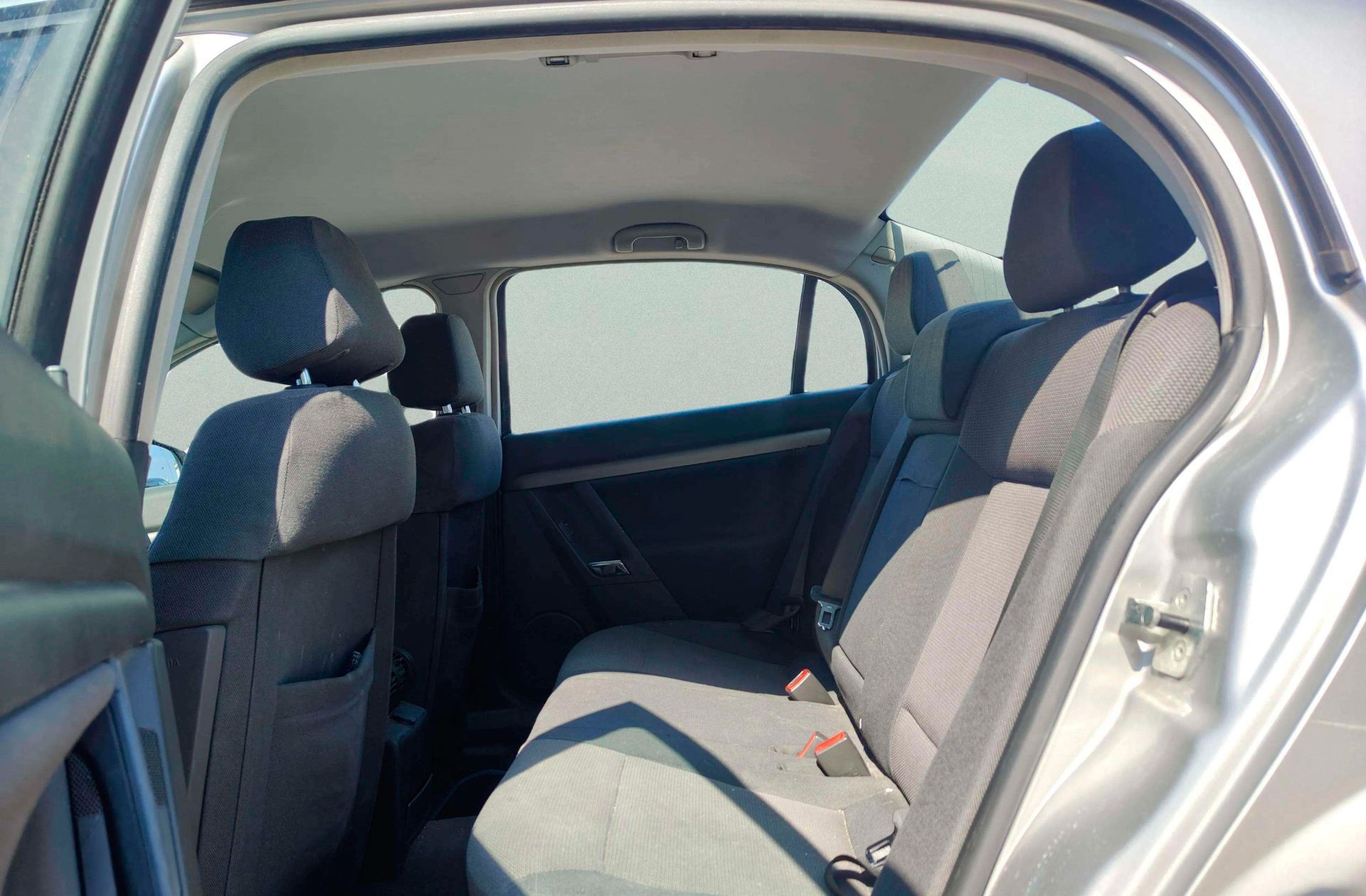 Opel Vectra 1.8 16v Comfort - foto 9