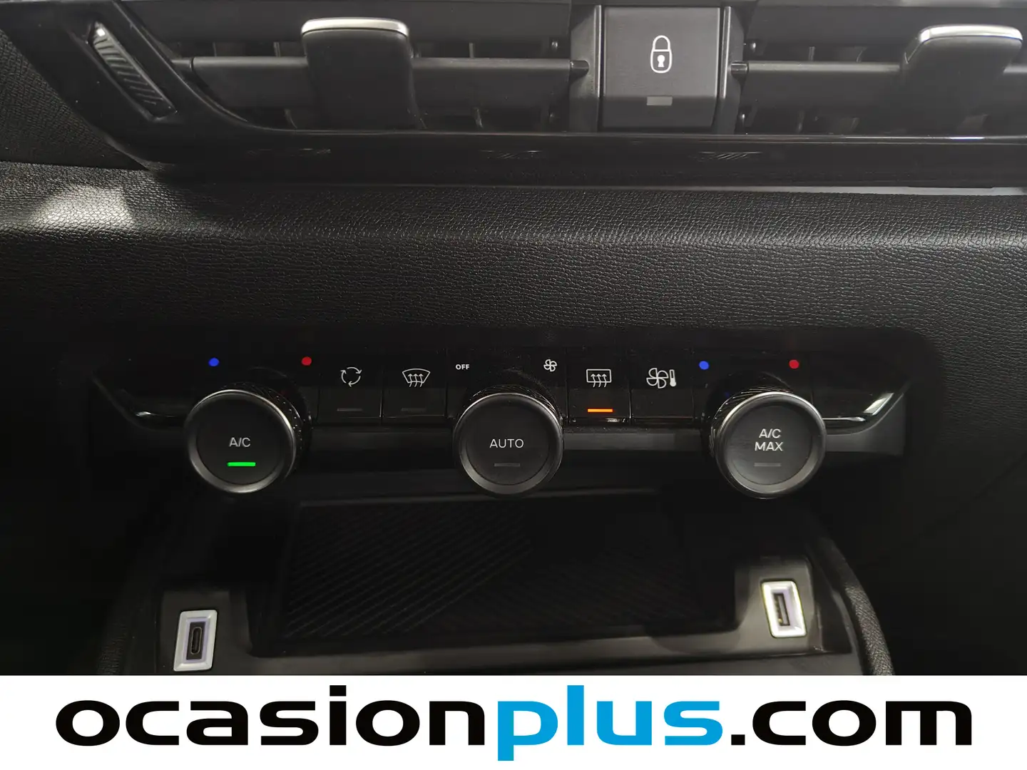 Foto Citroën C4 Citroen C4 PureTech 130 S&S 6v Plus (131 CV)