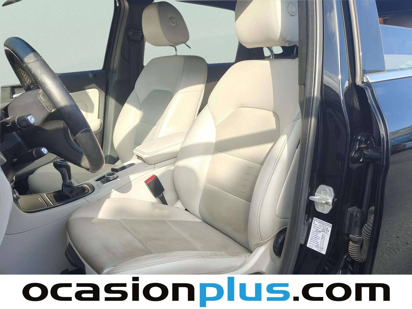 Foto asientos delanteros Mercedes Clase B Mercedes Clase B 200 d (136 CV)