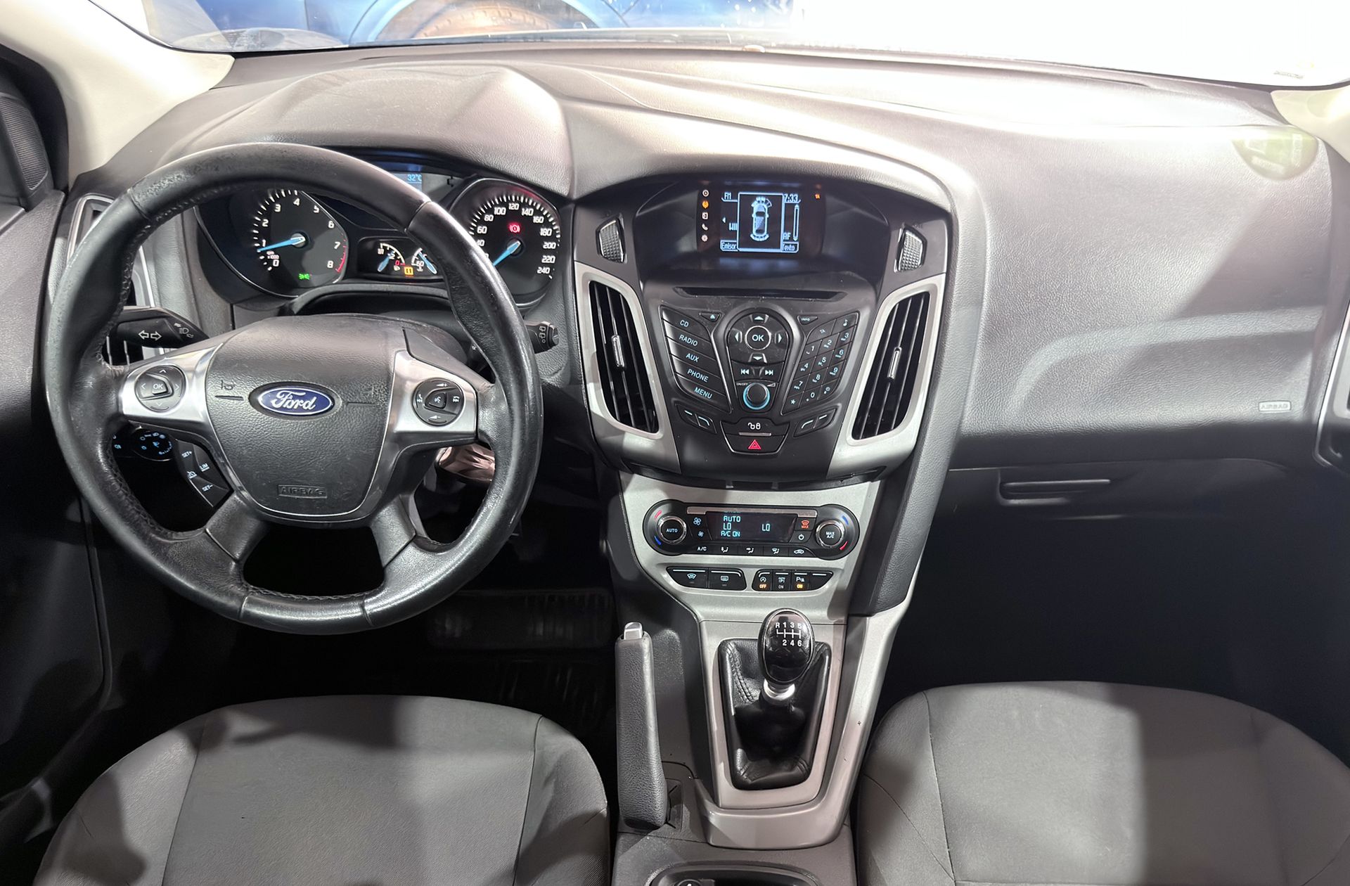 Ford Focus 1.0 EcoBoost Edition - foto 6