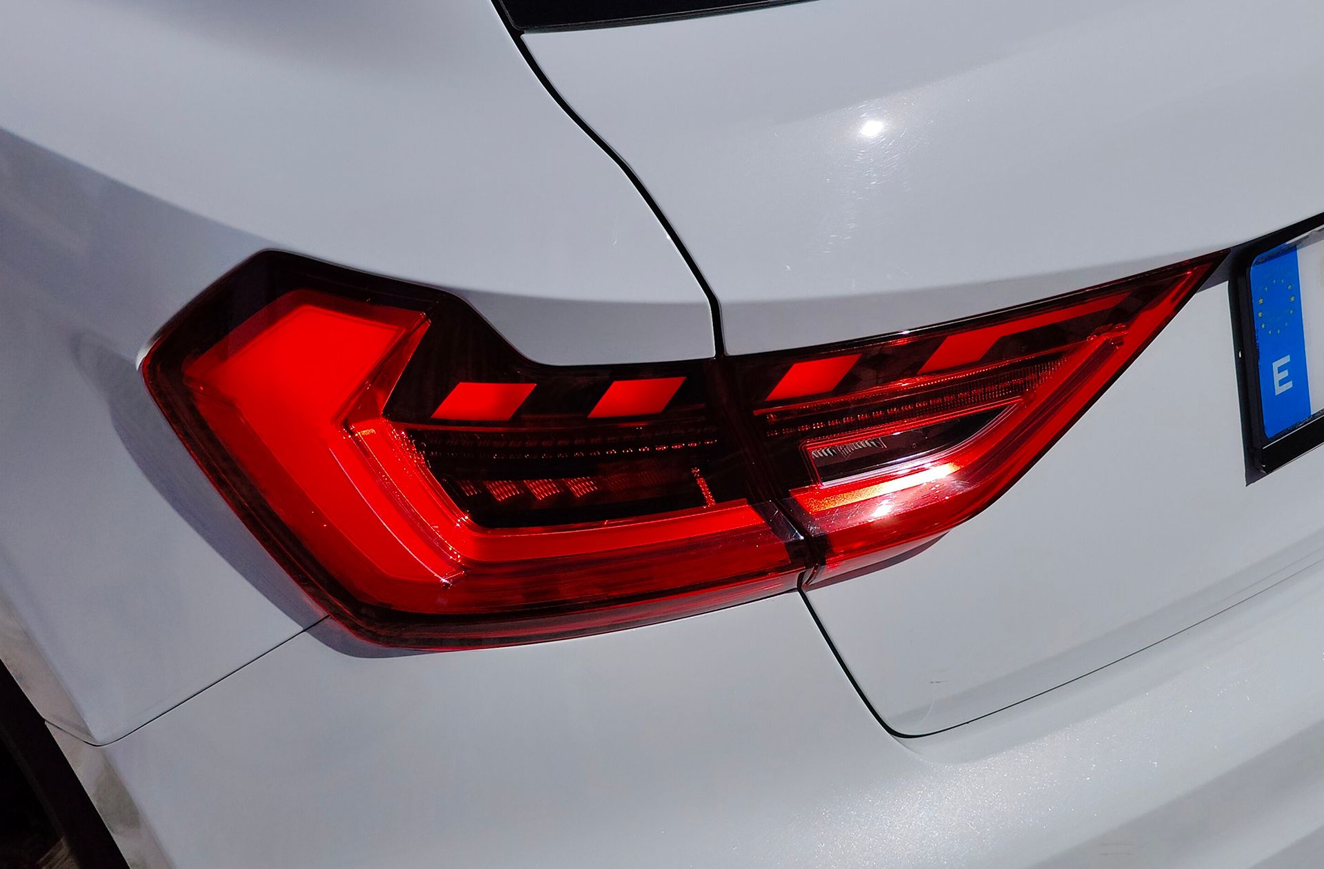 Audi A1 Sportback S line 40 TFSI S tronic - foto 17