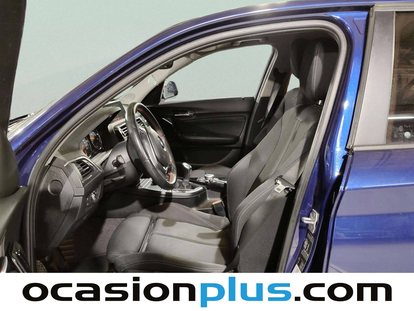 Foto asientos delanteros BMW Serie 1 BMW Serie 1 118i (136 CV)