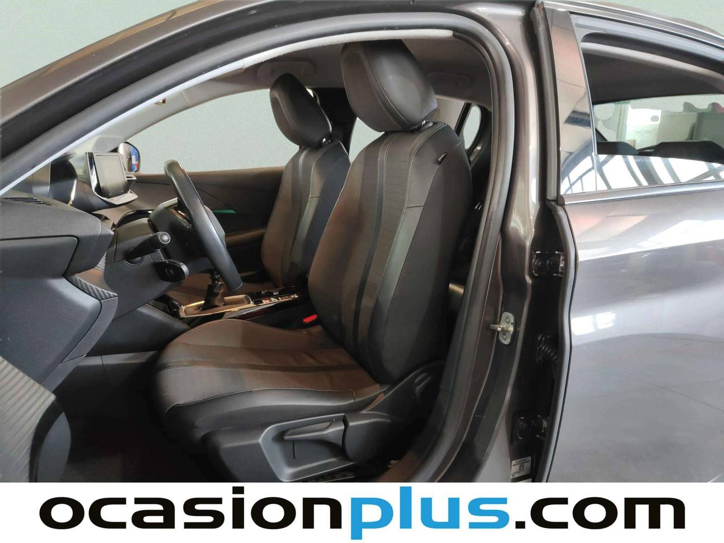 Foto asientos delanteros Peugeot 208 Peugeot 208 BlueHDi 100 Allure  (100 CV)