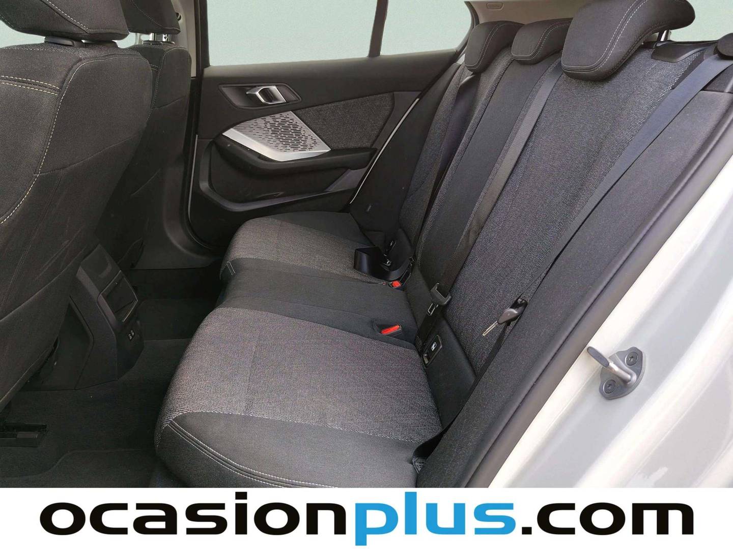 Foto asientos traseros BMW Serie 1 BMW Serie 1 118d (150 CV) Pack M