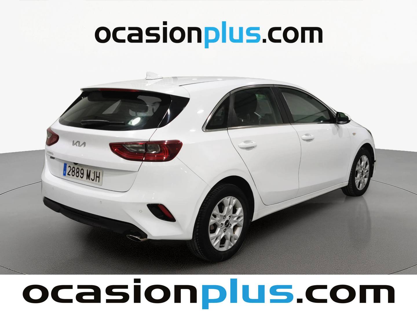 Foto trasera KIA Ceed KIA Ceed 1.6 MHEV iMT Drive (136 CV) izquierda