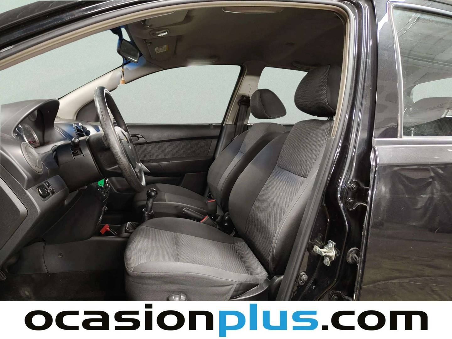 Foto asientos delanteros Chevrolet Aveo Chevrolet Aveo 1.2 16v LS (84 CV)