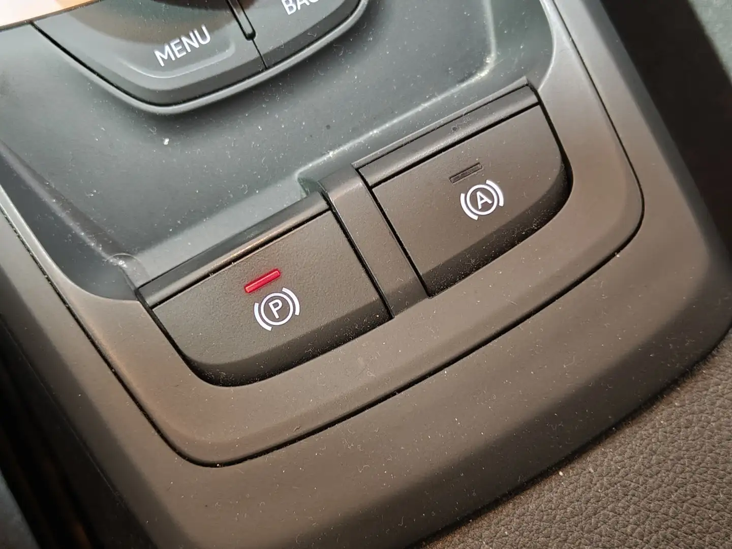 Foto Audi Q2 Audi Q2 Advanced 30 TDI 85 kW (116 CV)