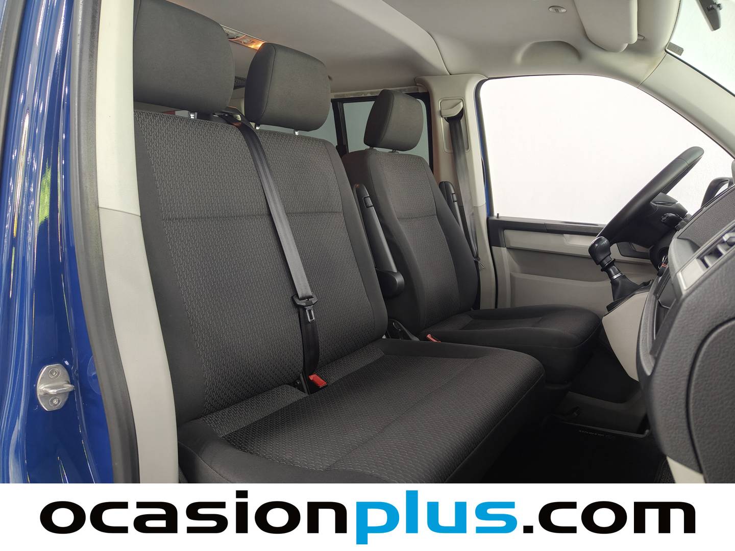 Volkswagen Caravelle Volkswagen Caravelle Trendline Batalla Corta 2.0 TDI BMT Camperizada (102 CV) de segunda mano