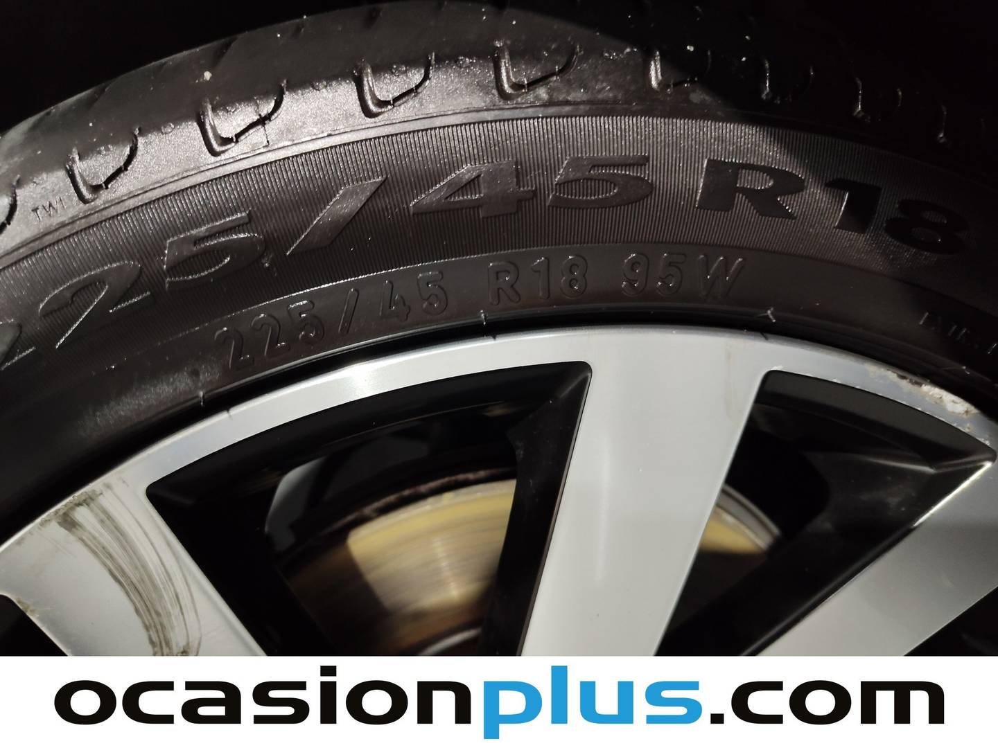 Foto Volkswagen Touran Volkswagen Touran Sport 2.0 TDI BMT  (150 CV) DSG