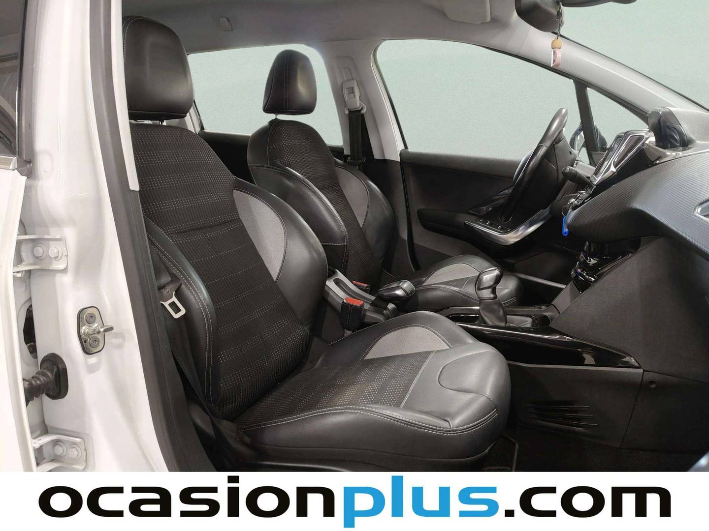 Peugeot 2008 Peugeot 2008 BlueHDi 100 Allure (100 CV) km 0