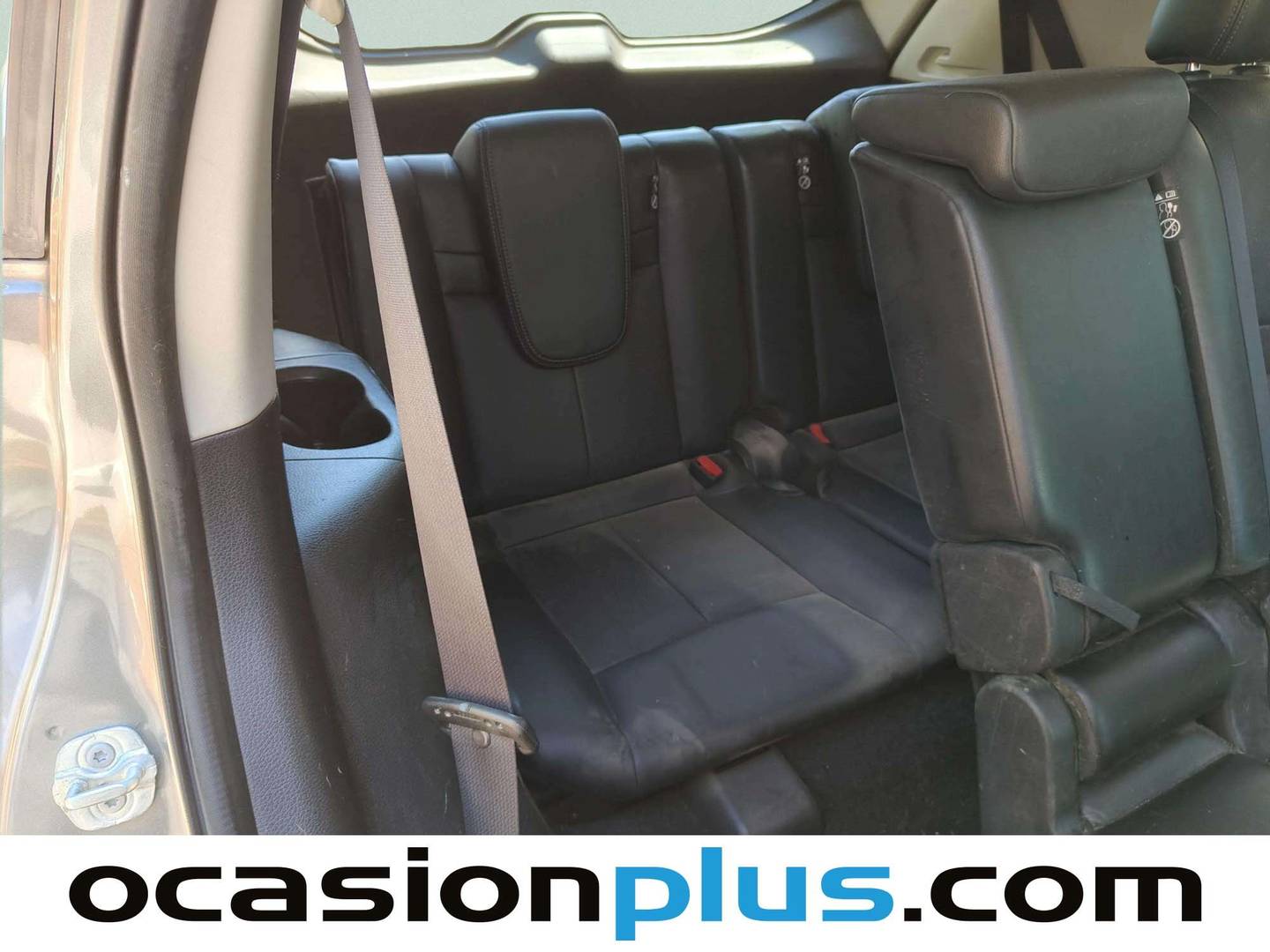 Extras y acabados del Nissan X-TRAIL Nissan X-Trail 1.6 dCi Tekna 4x4-i  7 Plazas  (130 CV)