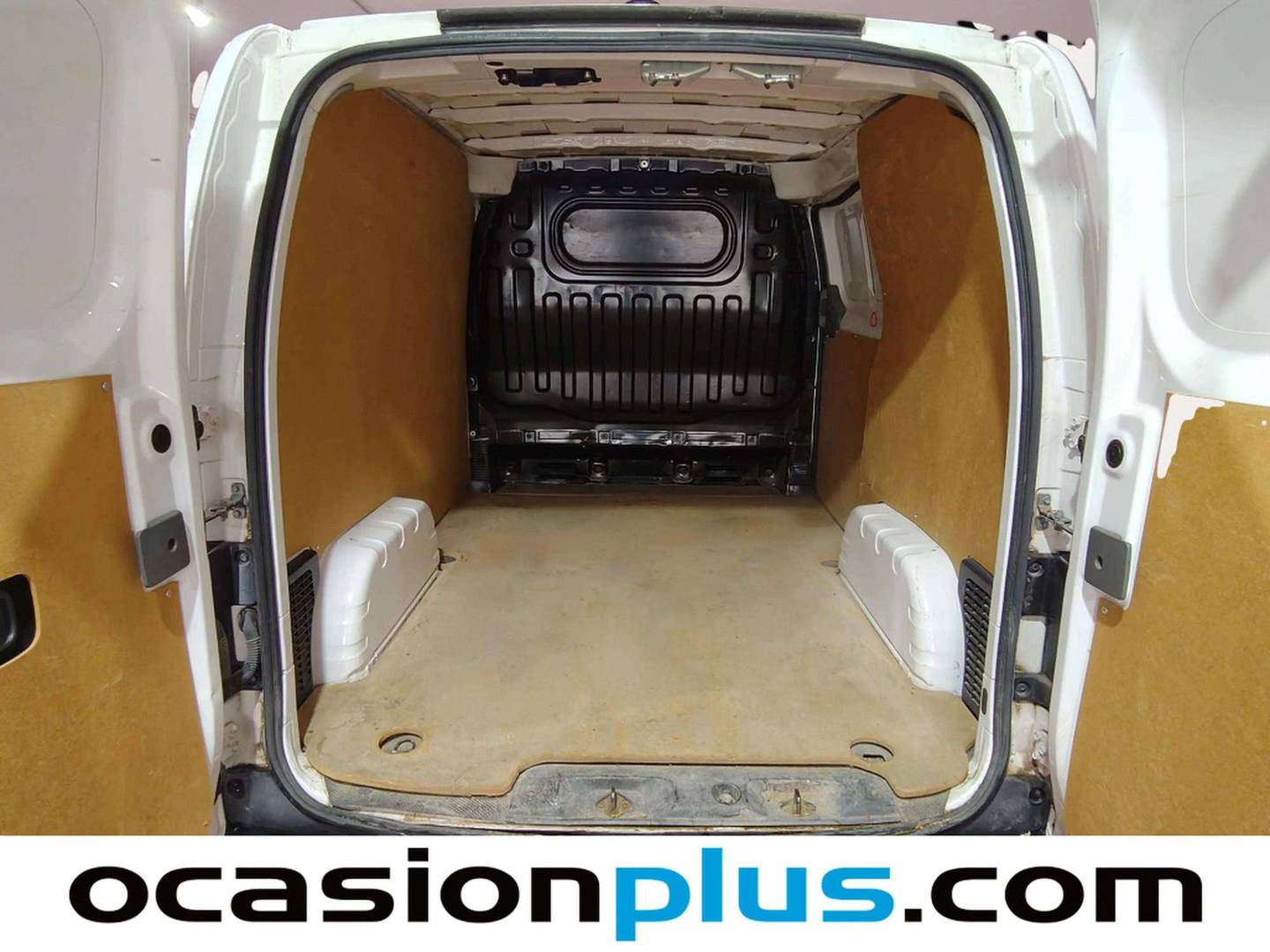 Foto asientos traseros Nissan NV200 NISSAN NV200 1.5dCi 66kW (90CV)