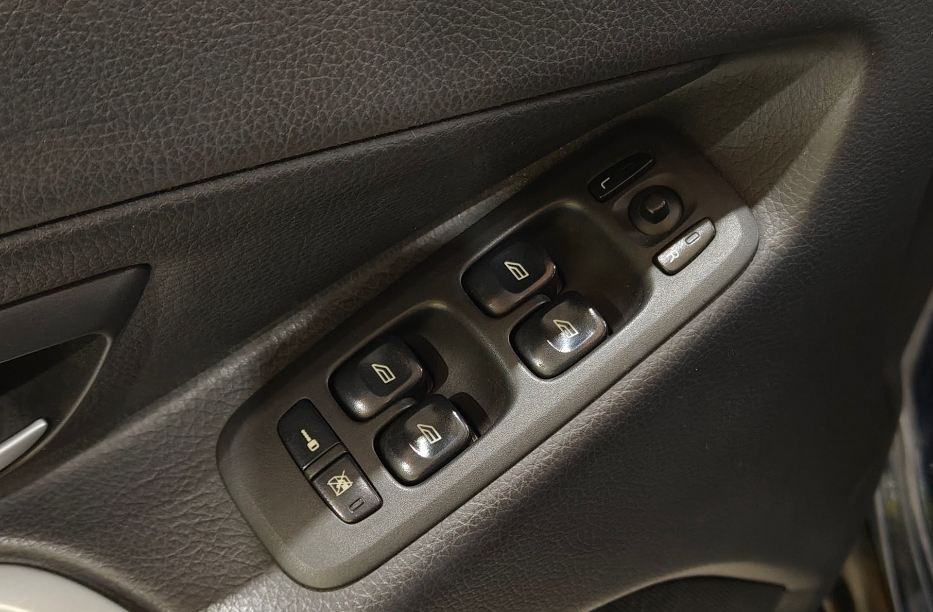 Volvo XC90 T6 Momentum 7 plazas - foto 32