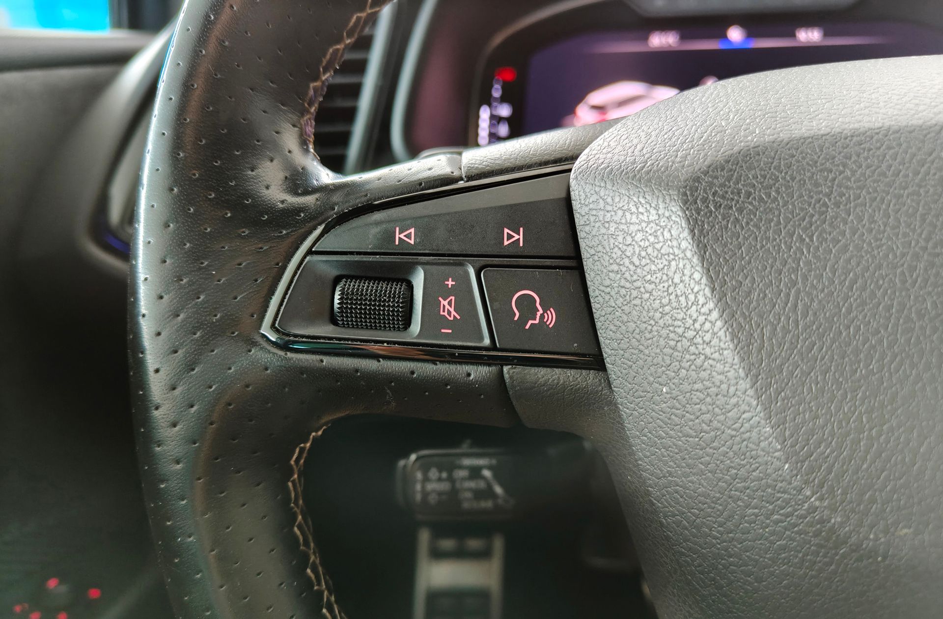 SEAT León 2.0 TSI Cupra DSG - foto 34