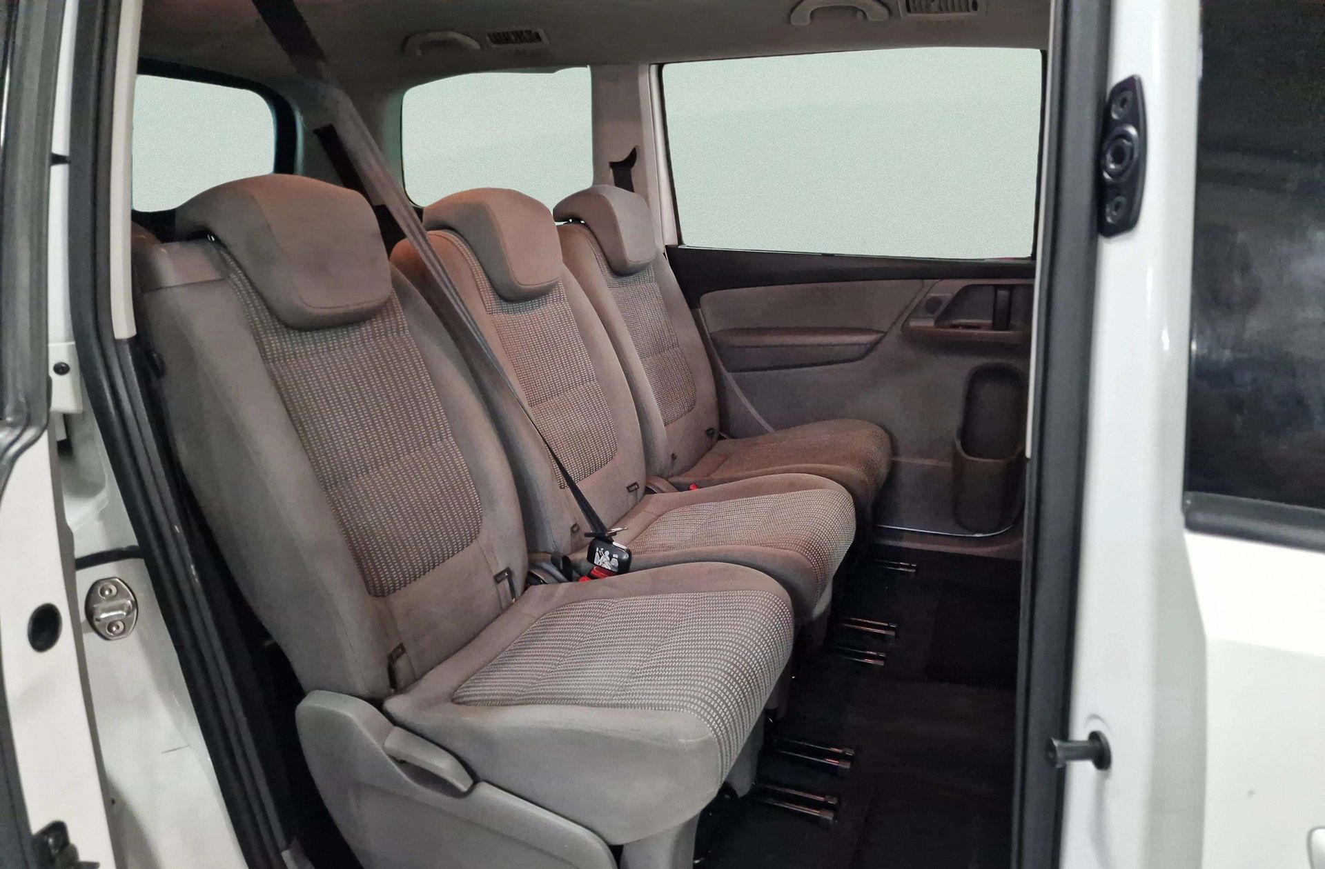 SEAT Alhambra 2.0 TDI Style Travel DSG 7 plazas - foto 20