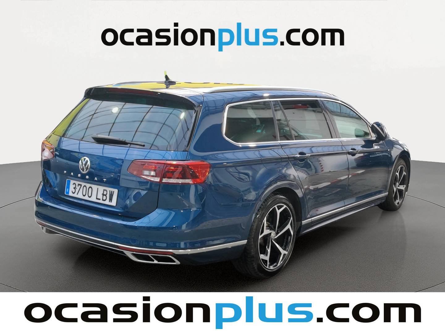 Foto trasera Volkswagen Passat Volkswagen Passat Variant Variant R-Line 2.0 TDI (150 CV) DSG R-Line derecha