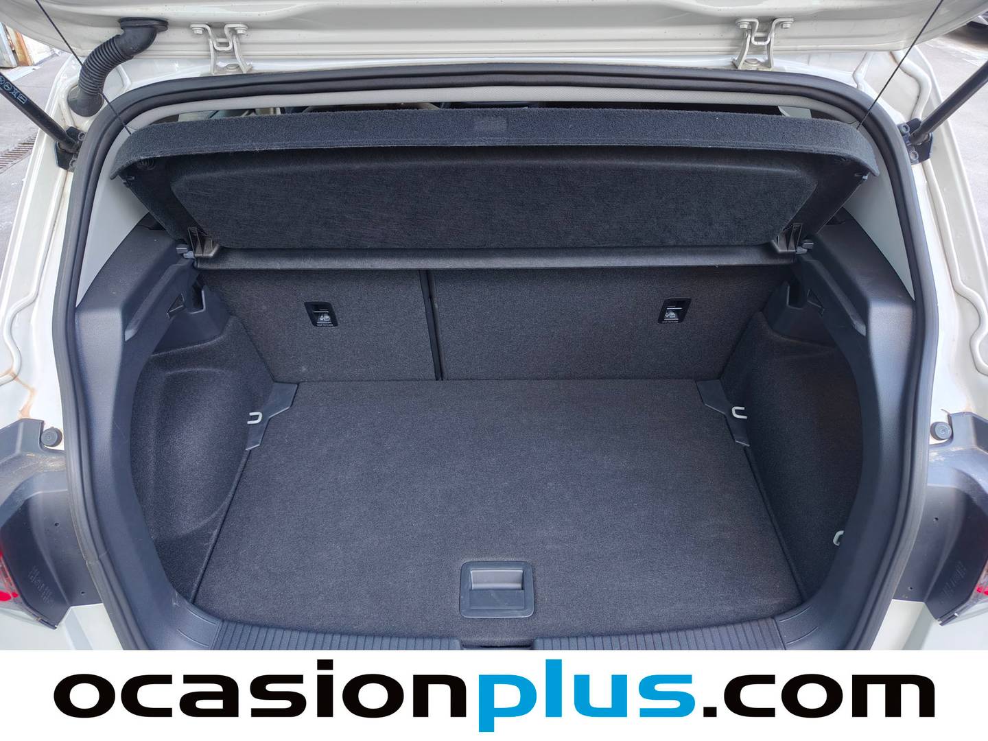 Fotos maletero Volkswagen T-Cross Volkswagen T-Cross Life 1.0 TSI (116 CV)