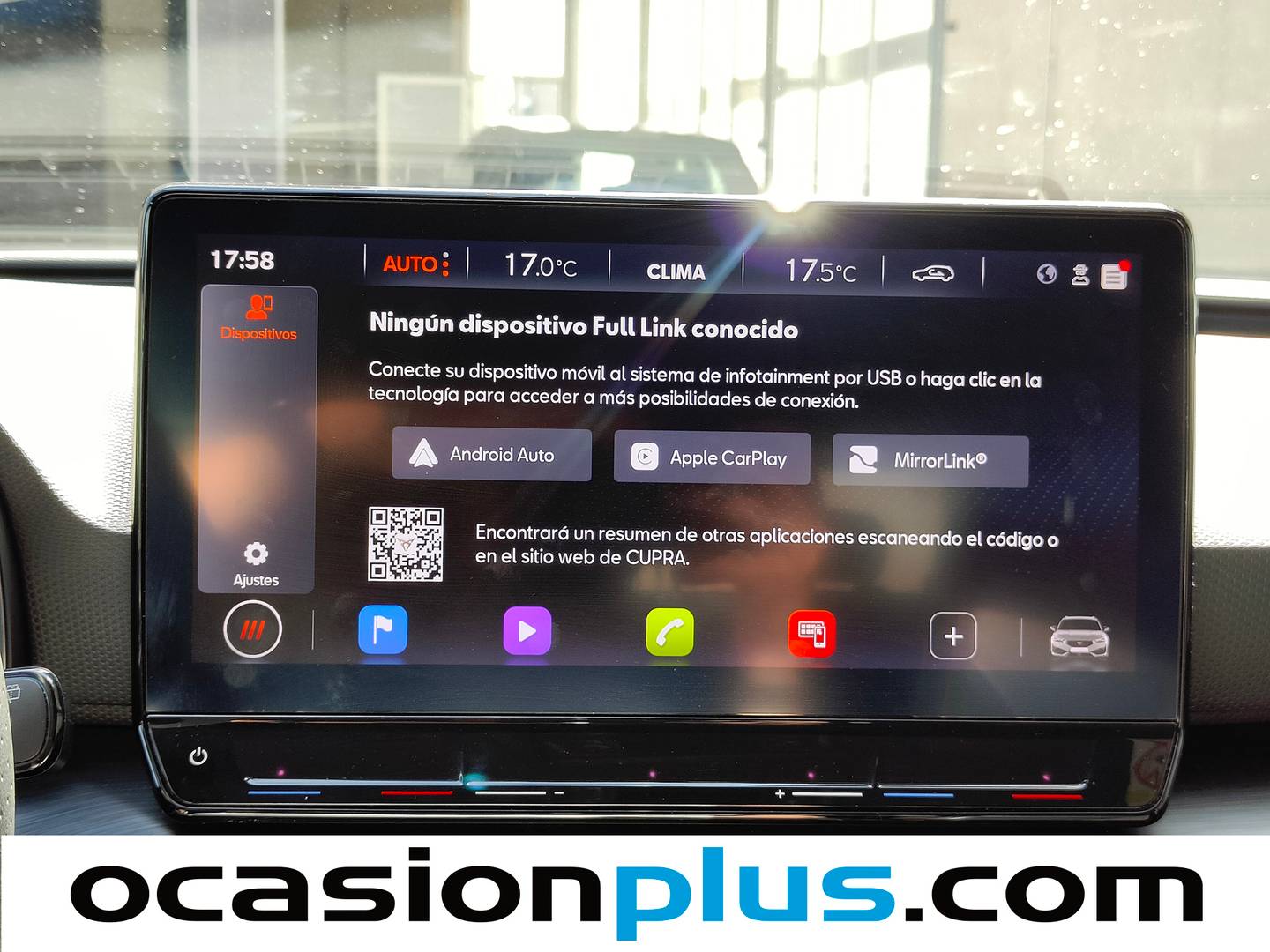 Equipamiento del Cupra León Cupra Leon Sportstourer 1.5 eTSI DSG (150 CV)