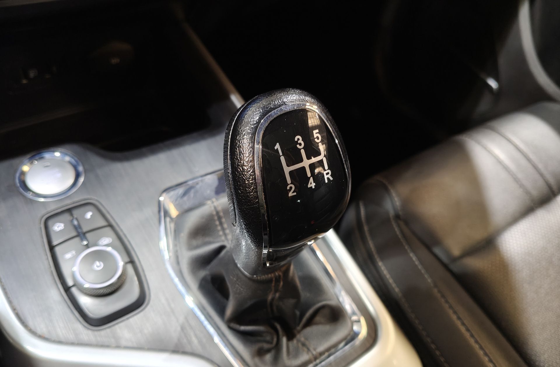 DR AUTOMOBILES DR 4.0 DR4 1.5 - foto 5