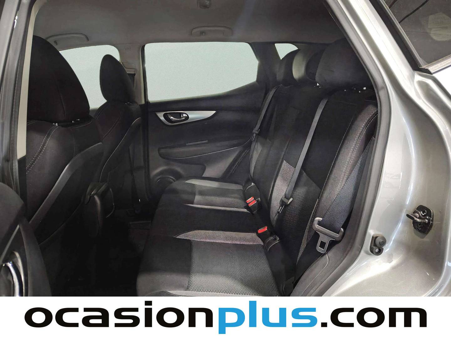 Foto asientos traseros Nissan QASHQAI Nissan Qashqai DIG-T 140 N-Connecta (140 CV)