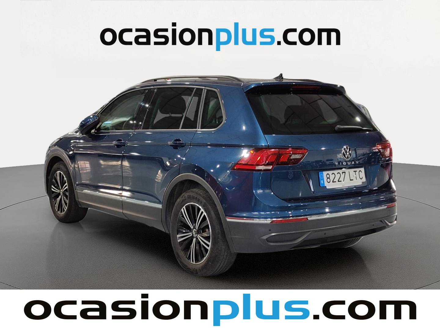 Foto trasera Volkswagen Tiguan Volkswagen Tiguan Life 1.5 TSI (150 CV) DSG izquierda