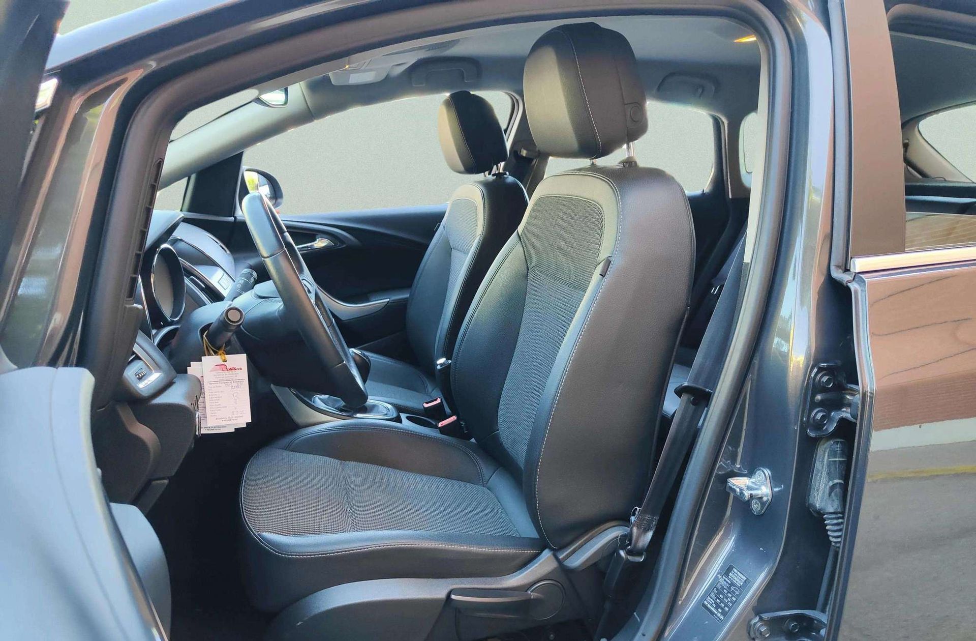Opel Astra 1.7 CDTI Excellence - foto 9