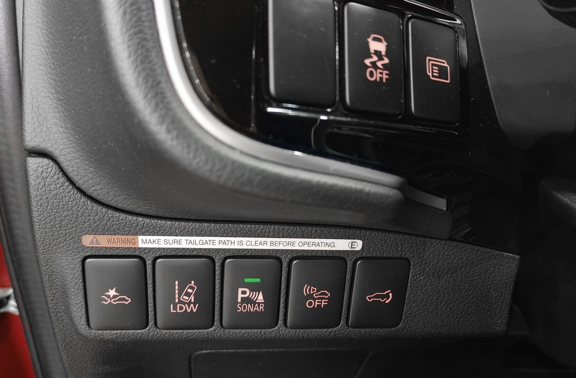 Mitsubishi Outlander 2.0 PHEV Kaiteki 4WD - foto 27