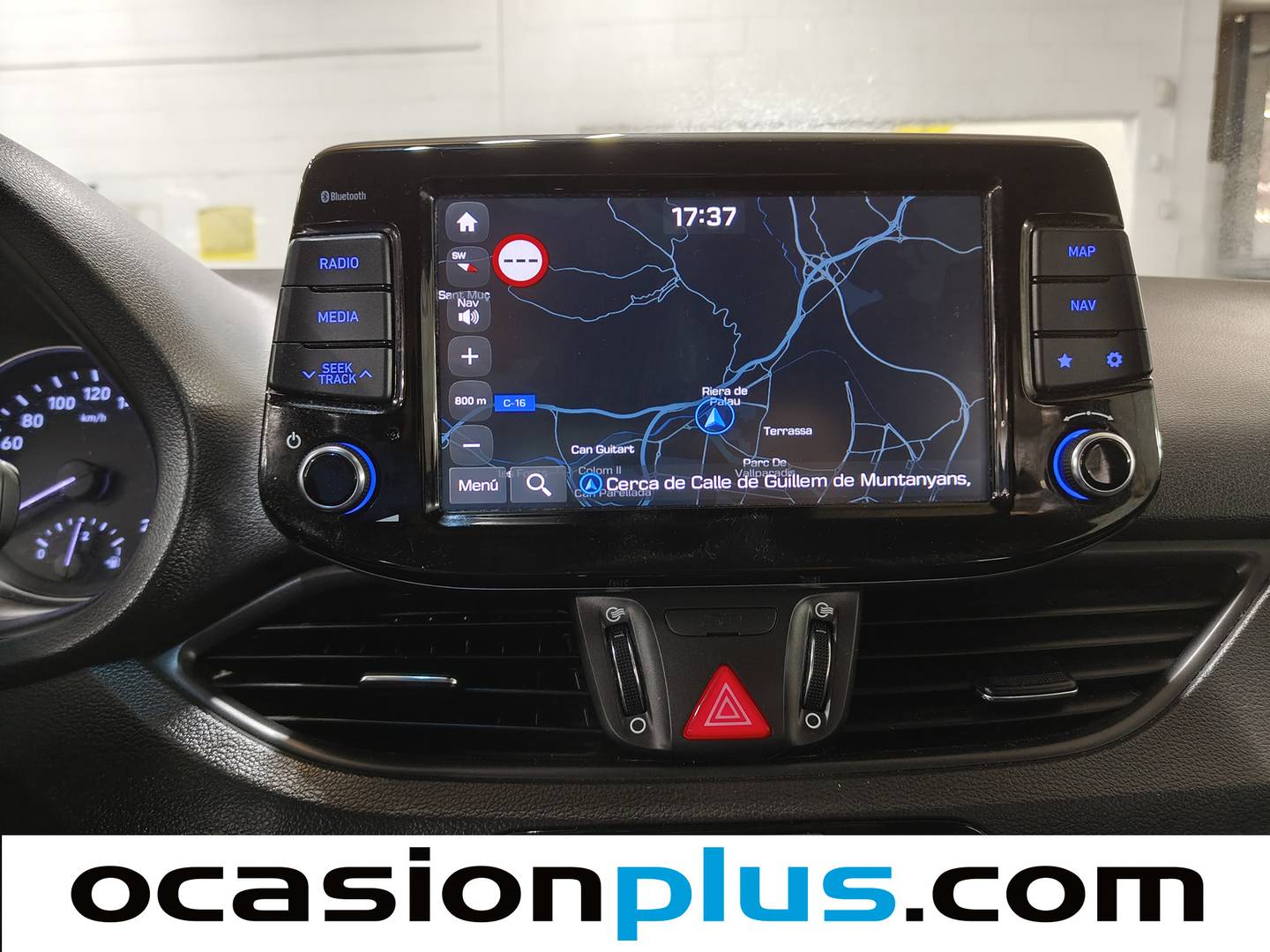 Equipamiento del Hyundai i30 Hyundai i30 1.0 TGDI Link Fastback (120 CV)