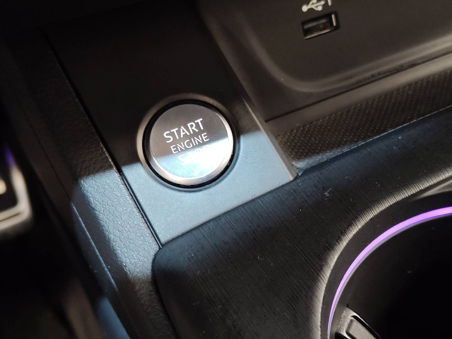 Foto Audi A4 Audi A4 Avant Black line edition 2.0 TDI (150 CV) S tronic